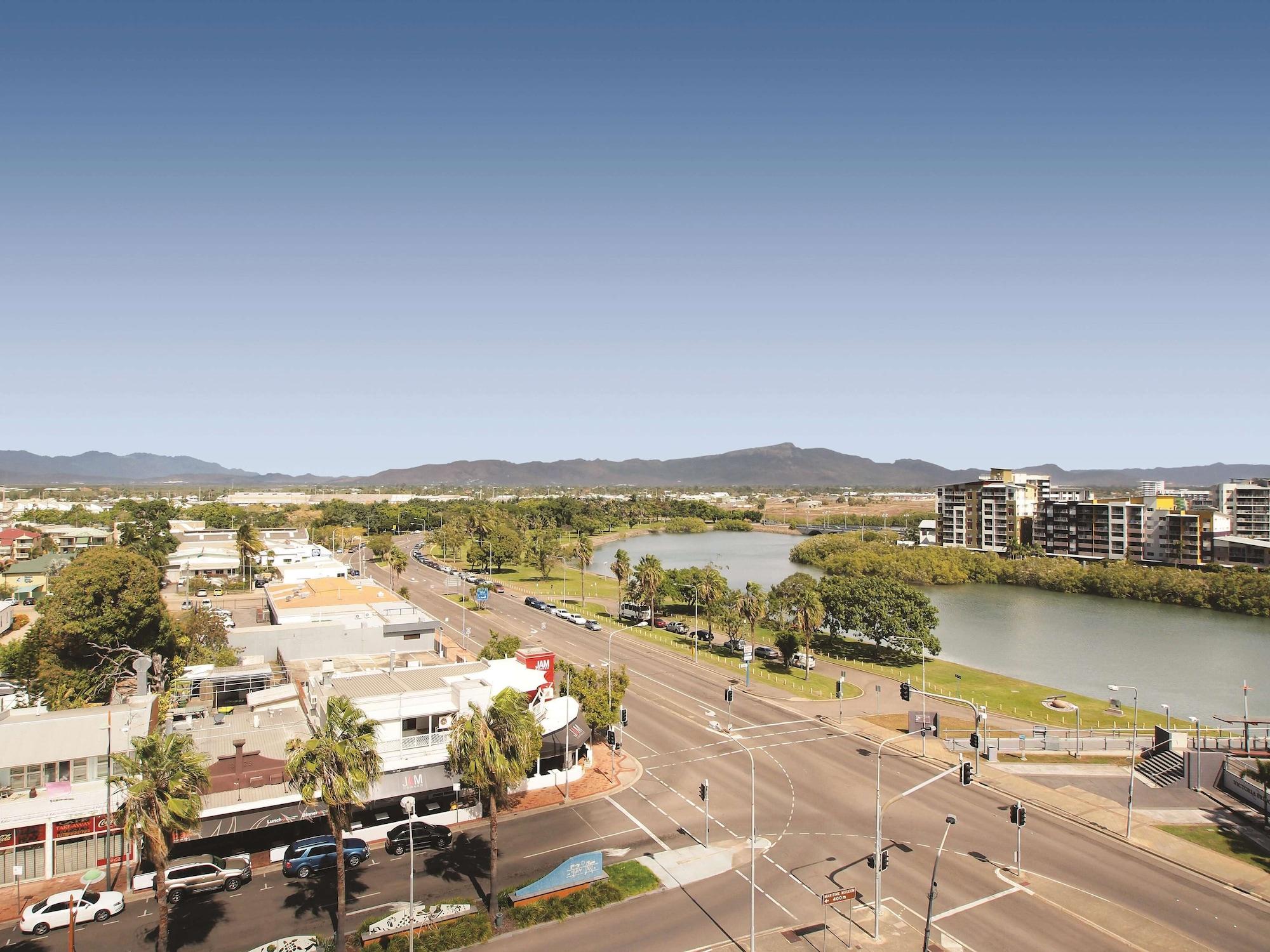 Oaks Townsville Gateway Suites Zimmer foto