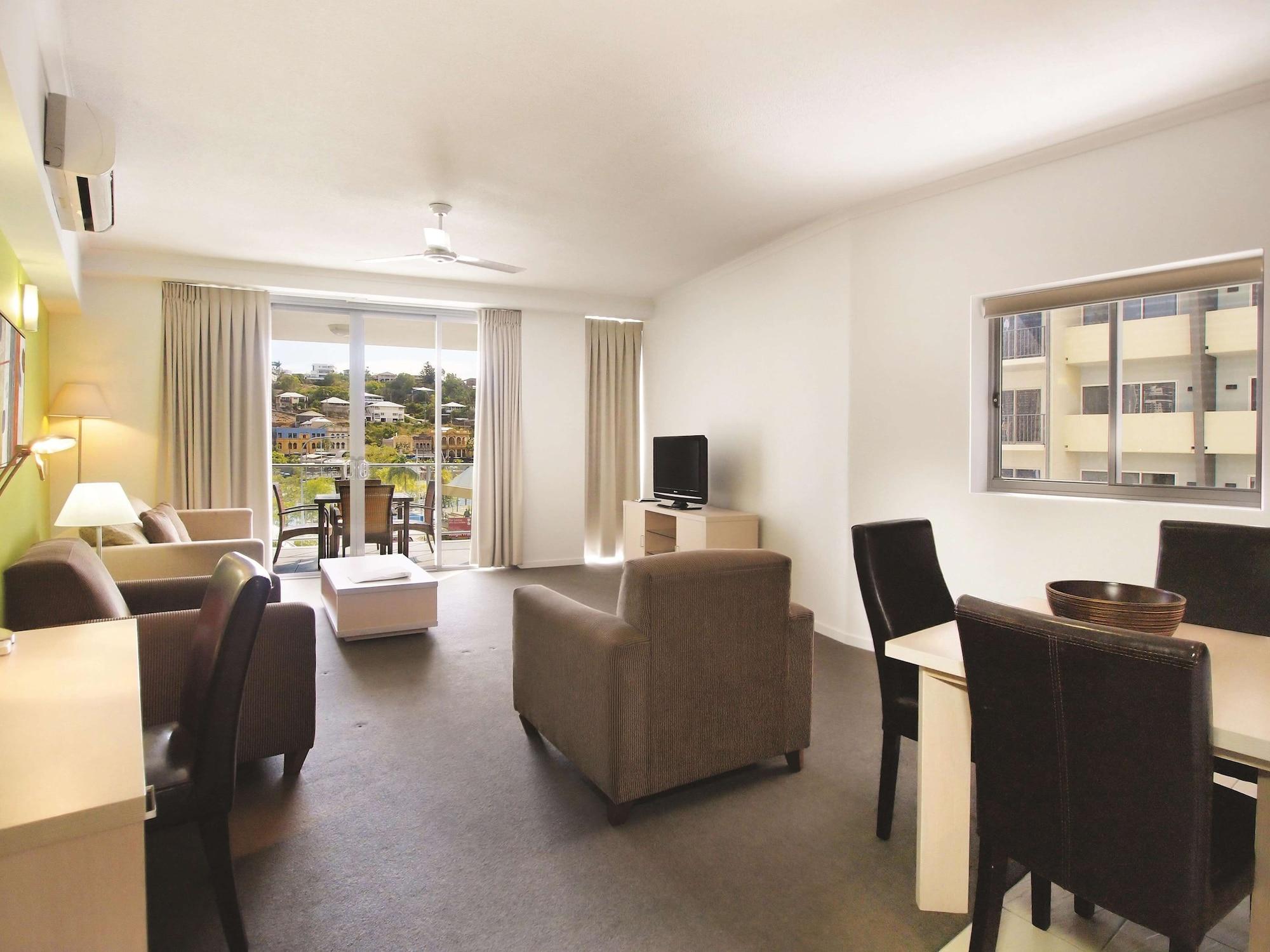 Oaks Townsville Gateway Suites Zimmer foto